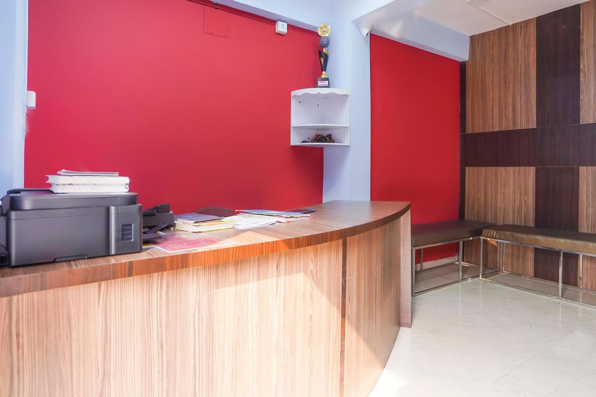 Spot On Silver Green Kolkata Exterior photo