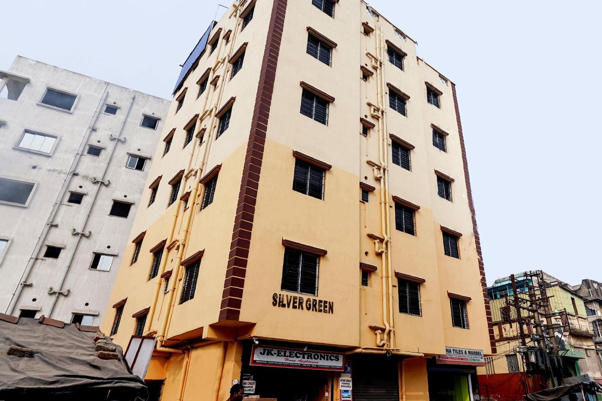 Spot On Silver Green Kolkata Exterior photo